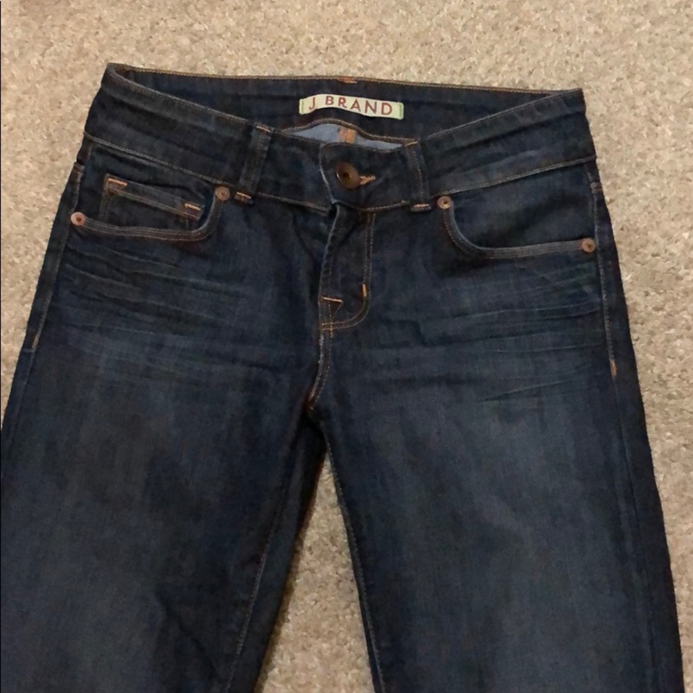 Size 25 J Brand dark wash Flare